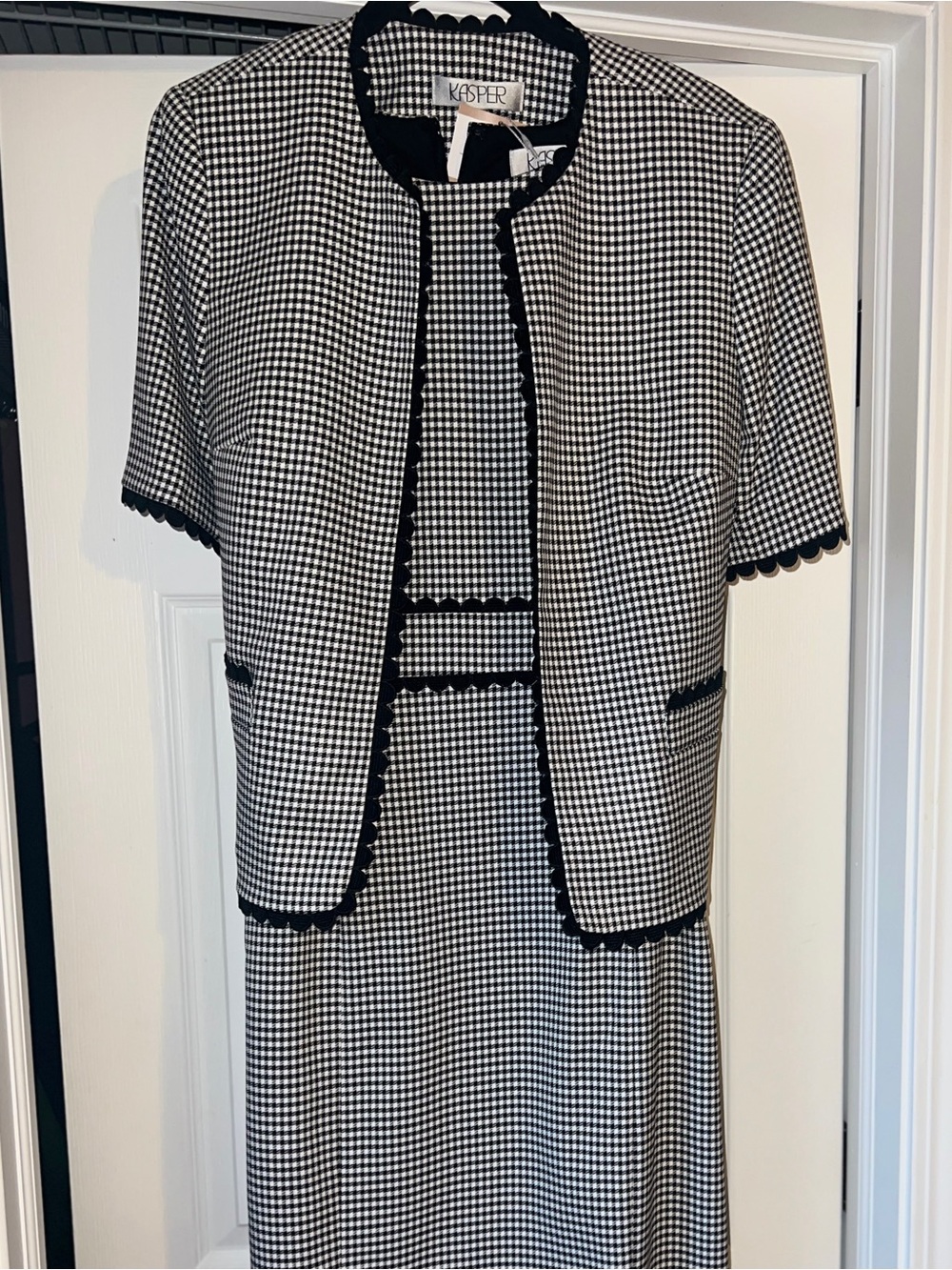 Kasper Black & White Gingham NWT Scalloped-Trim Short Sleeve Jacket Sz 12